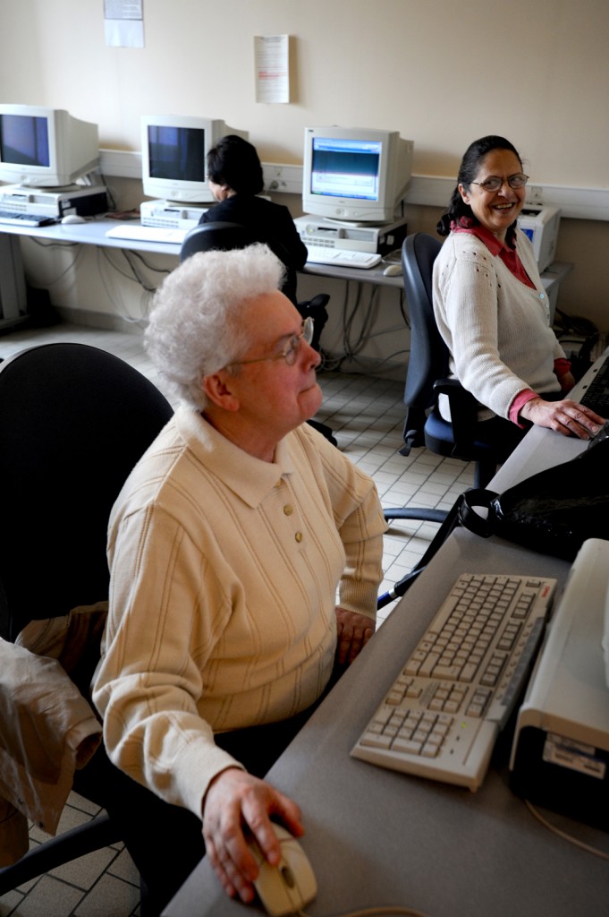 Senior Initiation Internet.