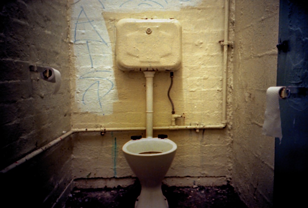 3814337120_4d2ac5d894_o "Internet, c'est caca". Pierre Arditi, Tricot de peau magazine.