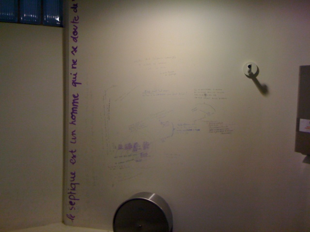 scpopo_toilettes_politique