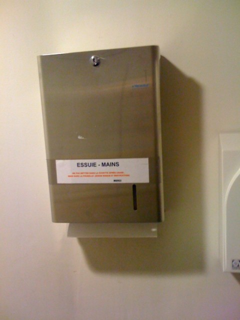 scpopo_toilettes_politique