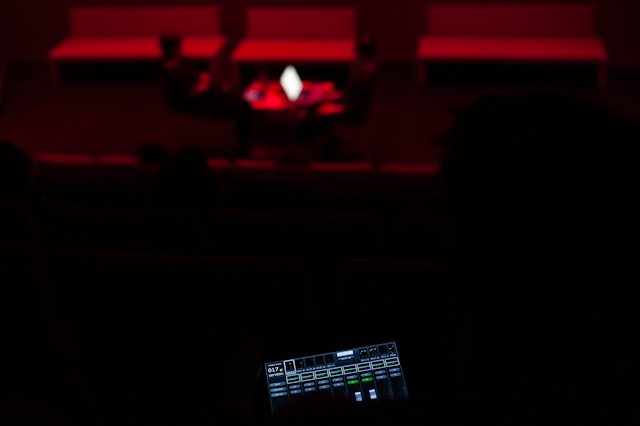 OPH_tmp-lab-gaite-lyrique-hacker-experience-640px-9933