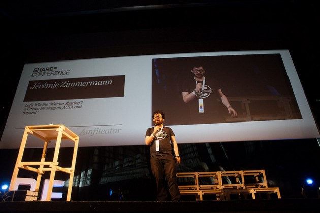 internationale-hacktiviste-share-conference-belgrade-2012-Zimmermann