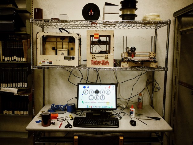 replicator-makerbot-4
